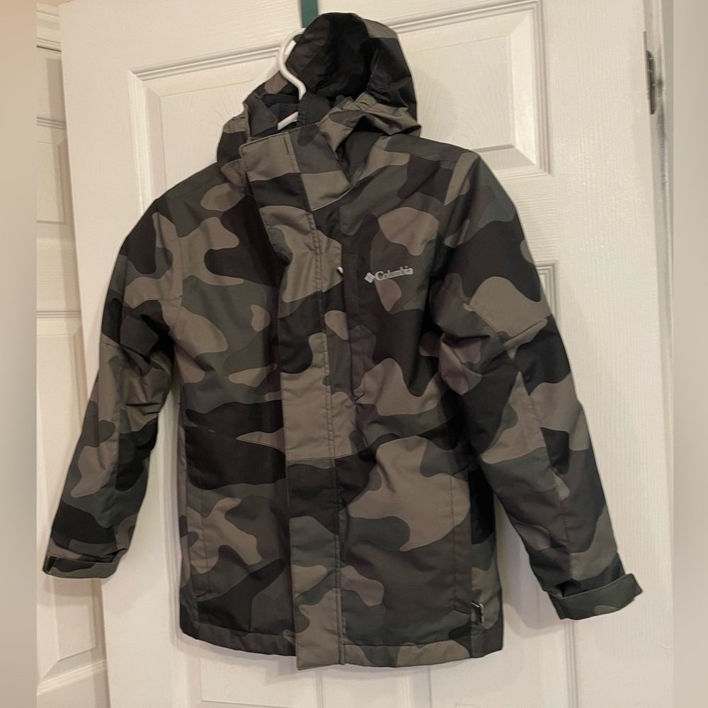 Columbia Kids Camo Puffer Jacket - Black and Gray